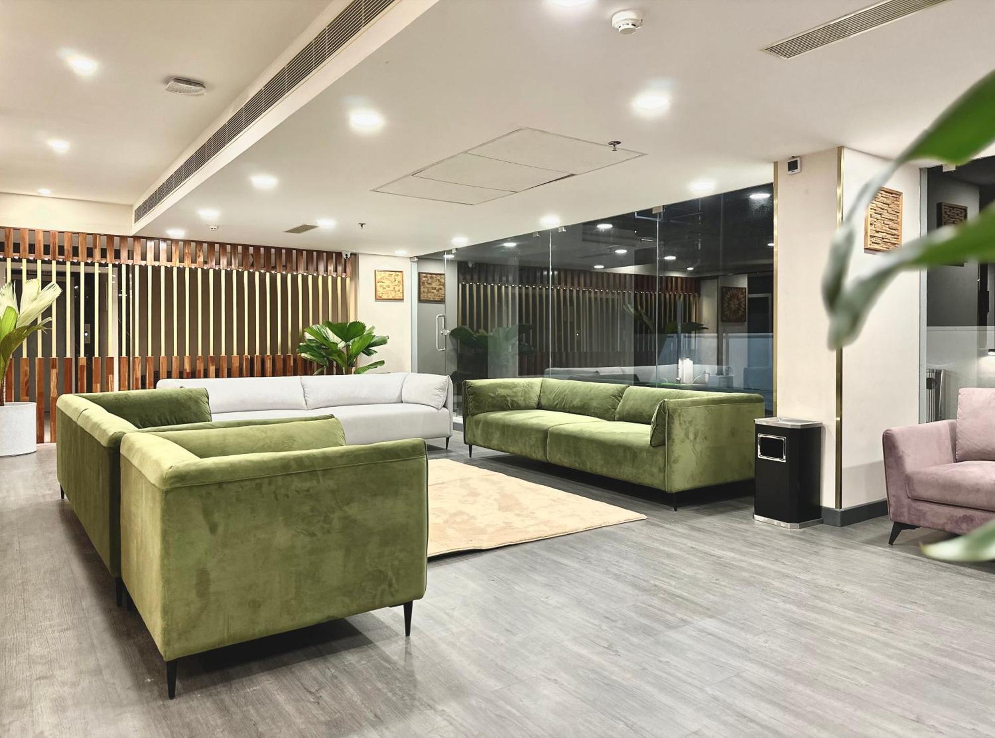 The Habitat Suites Guruvāyūr Εξωτερικό φωτογραφία