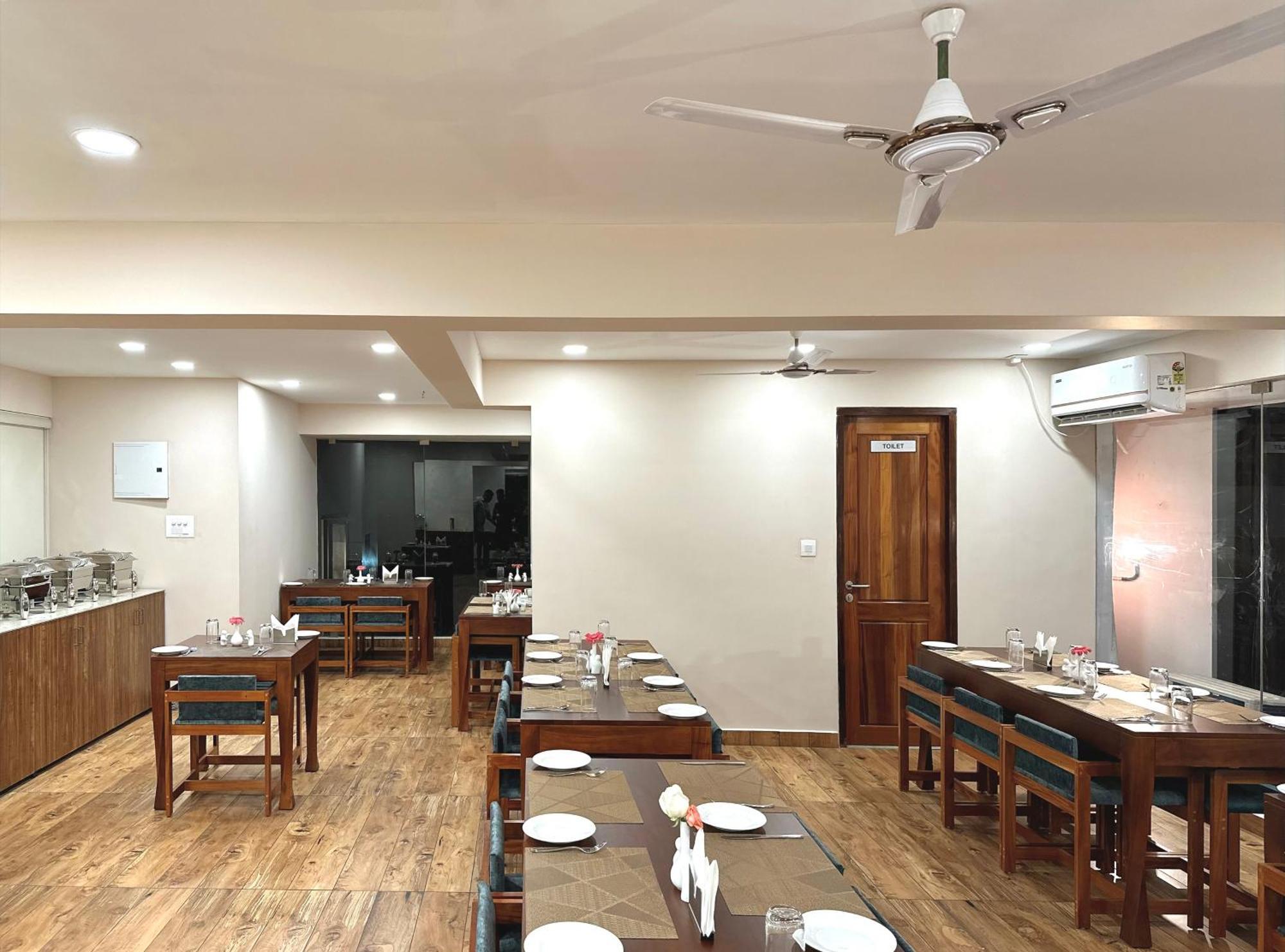 The Habitat Suites Guruvāyūr Εξωτερικό φωτογραφία