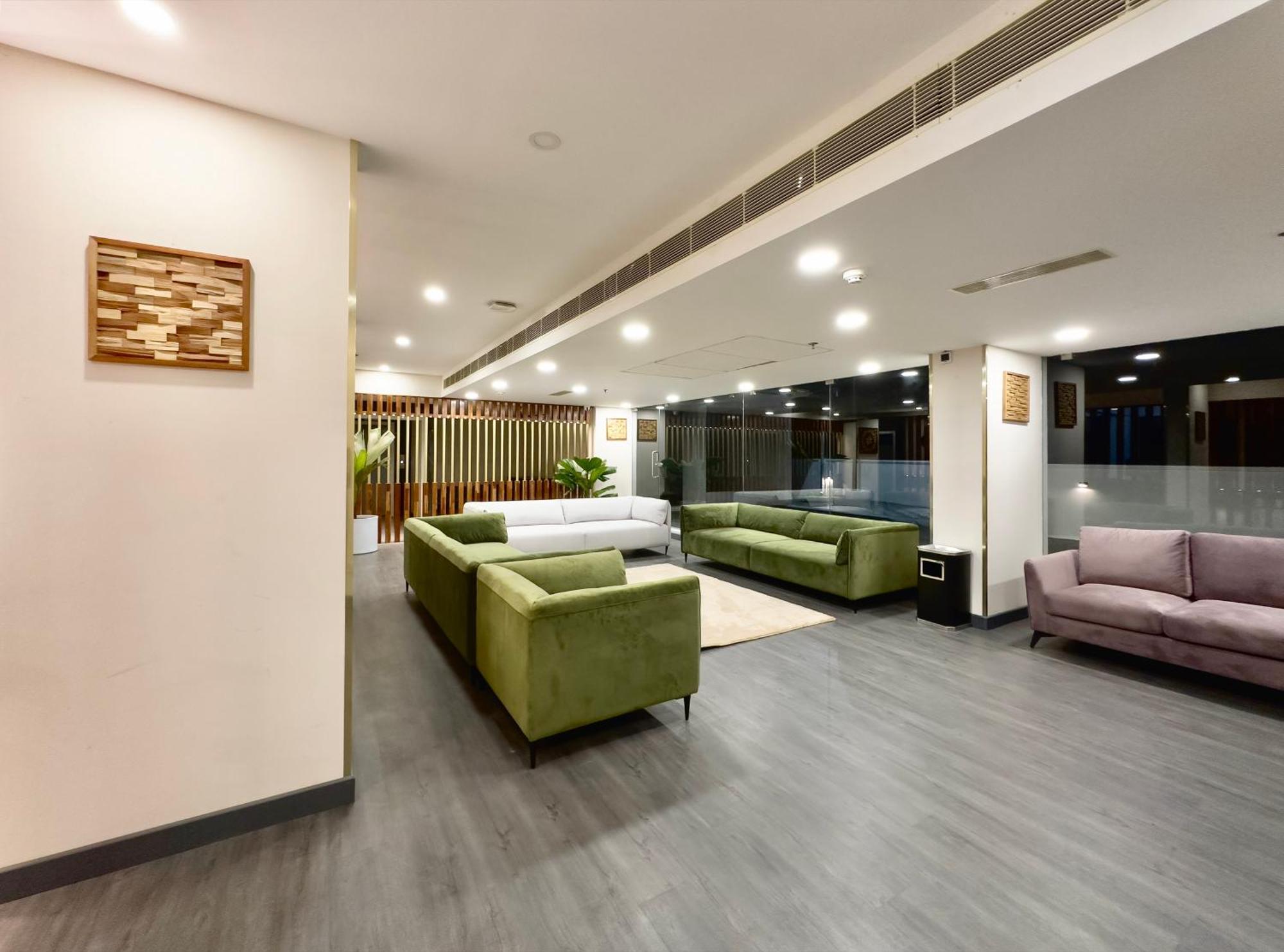 The Habitat Suites Guruvāyūr Εξωτερικό φωτογραφία