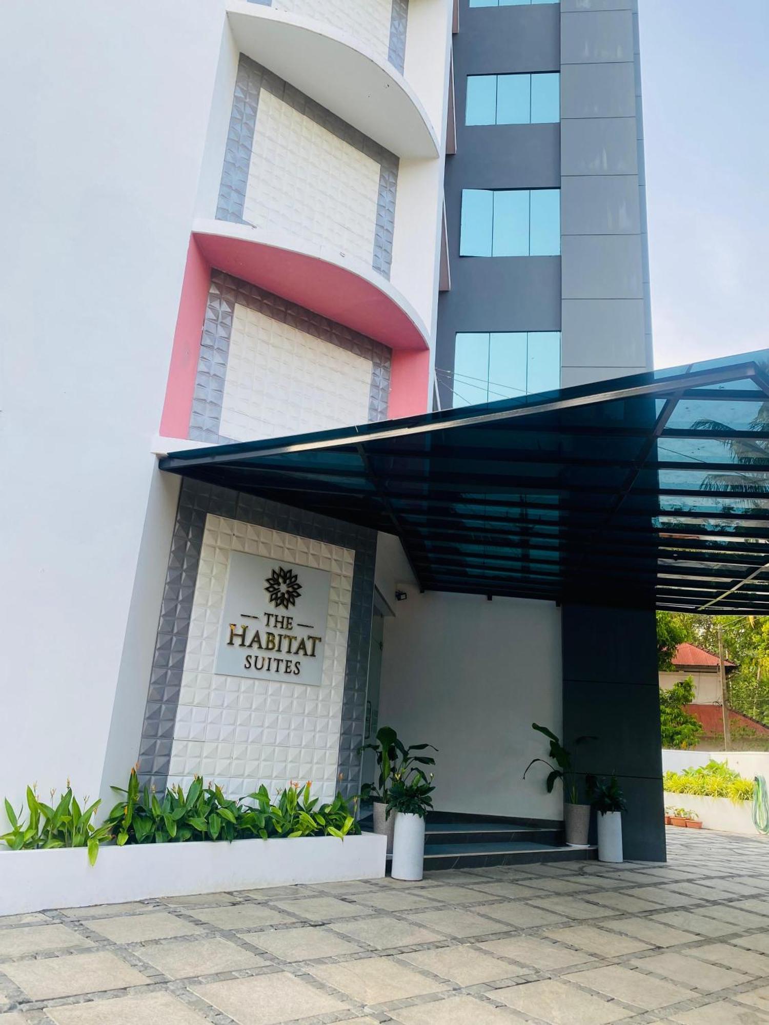 The Habitat Suites Guruvāyūr Εξωτερικό φωτογραφία