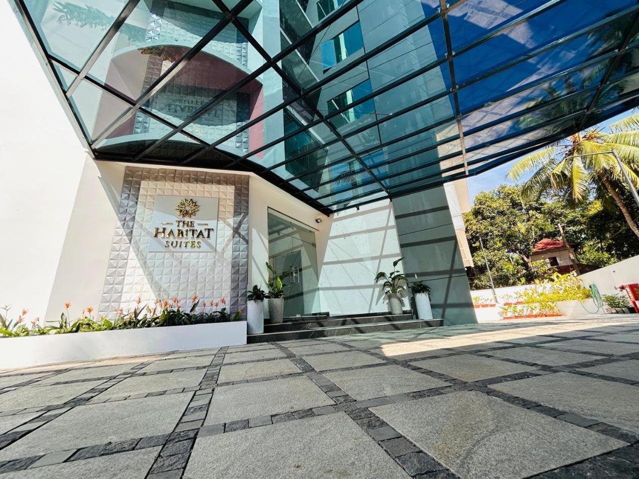 The Habitat Suites Guruvāyūr Εξωτερικό φωτογραφία